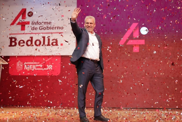 El Gobernador de Michoacán Alfredo Ramírez Bedolla presenta informe regional en Zamora; anuncia modernización carretera