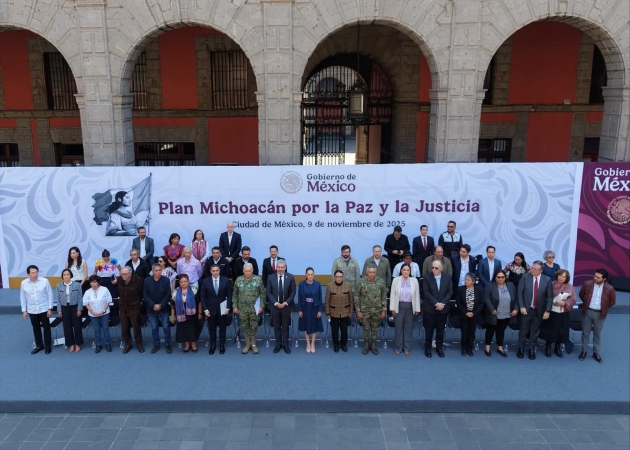 Claudia Sheinbaum  Presenta los 12 Ejes del Plan Michoacán. por la Paz y la Justicia  implica 100 acciones y una Inversión de más de 57 mil MEP 