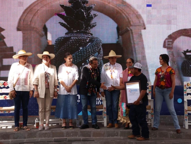Premian las 109 mejores piezas del Concurso de Artesanías de Zamora 
