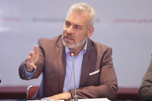 Alfredo Ramirez Bedolla condena homicidio de familia michoacana y garantiza colaboración para que haya justicia