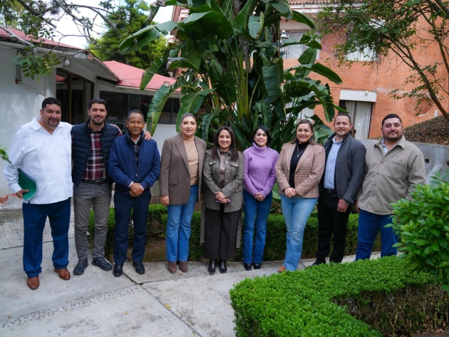 Gladyz Butanda teje puentes institucionales con alcaldes de Michoacán