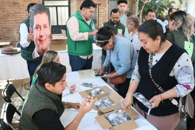 Más de 20 mil personas mejoran su calidad de vida con lentes gratuitos en Morelia gestionados por PVEM