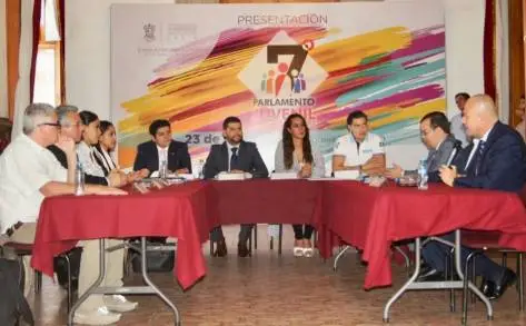 Instalan jurado calificador para el 7Â° Parlamento Juvenil