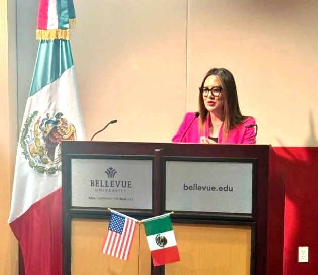 Mónica Valdez Pulido visita instituciones en Nebraska y agradece apoyo para bomberos de Zacapu 