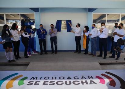 Entrega Gobernador obras educativas en La Piedad  