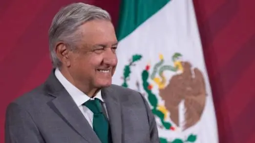 AMLO celebra participación de México en fase 3 de ensayo clínico de vacuna contra COVID-19
