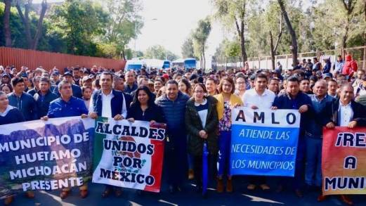 Juan Bernardo Corona Presidente del PRD Michoacán se levanta en Apoyo a todos los Presidentes Municipales 