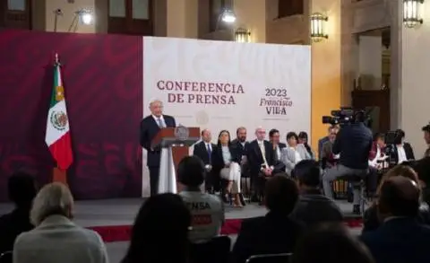 AMLO envía Condolencias a familiares de Víctimas en Chihuahua; garantiza investigación a fondo del incendio en albergue de Migrantes 