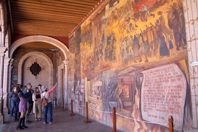 Arrancan recorridos culturales en Palacio de Gobierno 