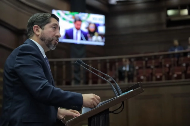 El Dip. Abraham Espinoza impulsa iniciativa para fomentar el emprendimiento juvenil en Michoacán 