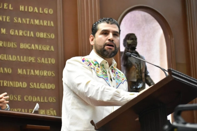 El Dip. Octavio Ocampo presenta punto de acuerdo en defensa del maíz y los productores michoacanos 