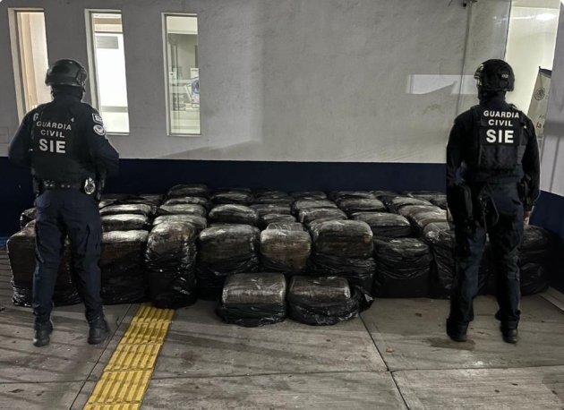 Detiene SSP a 3 personas con casi una tonelada de mariguana 