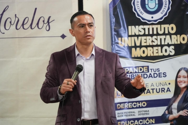 Imparte FGE conferencia en materia de transfeminicidios a estudiantes del Instituto Universitario Morelos de Zitácuaro