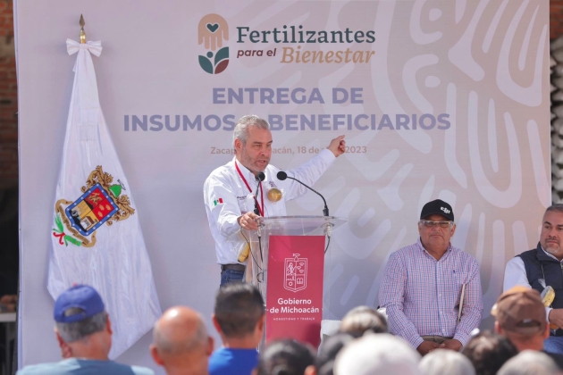 Michoacán, de los primeros en distribuir fertilizante gratuito a agricultores en 2024 