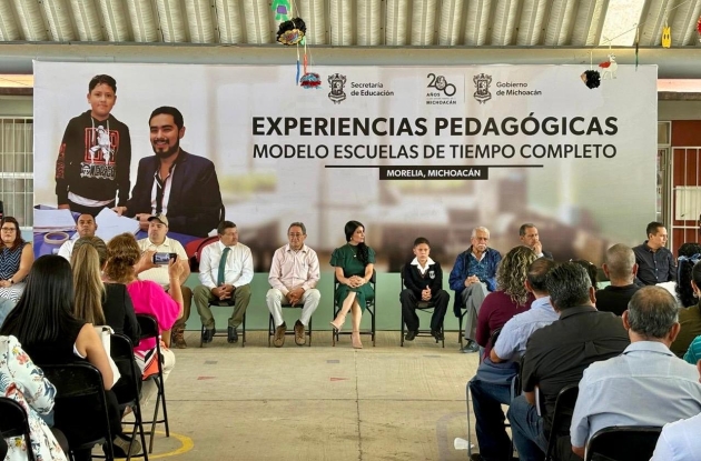 Más de 2 mil docentes de tiempo completo se actualizan para mejorar labor en el aula 