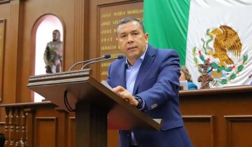 Propone el Dip.  Barragán Vélez establecer en Michoacán la figura de 