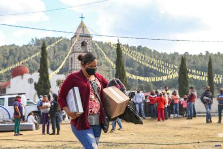 DIF Michoacán entrega apoyos a familias en situación de vulnerabilidad en Zinapécuaro 