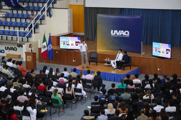 Alfonso Martínez afianza respaldo de Estudiantes Universitarios  