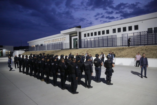 Revisan cuarteles regionales de la Guardia Civil para la dignificación policial 