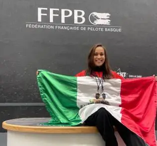 Ha sido el mejor mundial dentro de mi carrera deportiva al obtener dos medallas asegura  Laura Puentes en el XIX Campeonato Mundial Absoluto de Pelota Vasca 