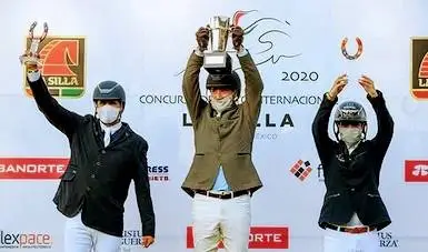 Jinetes mexicanos se imponen en Concurso de Salto Internacional