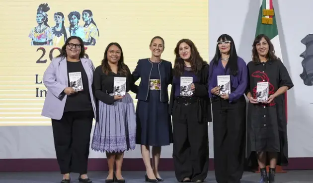 Presidenta Claudia Sheinbaum presenta la Cartilla de Derechos de las Mujeres en el marco del 8M 