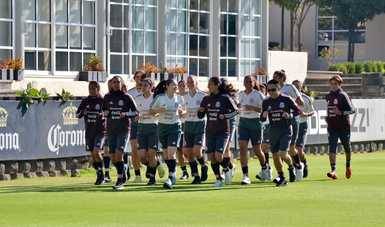 Inicia selección femenil de futbol concentración rumbo a Clasificatorio Olímpico